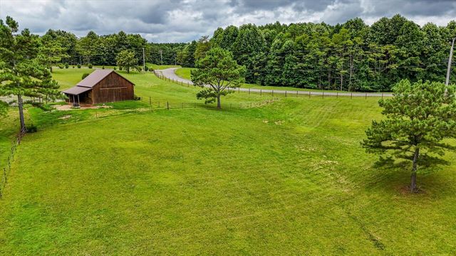 1085 Thunder Ridge Drive, South Pittsburg, TN 37380