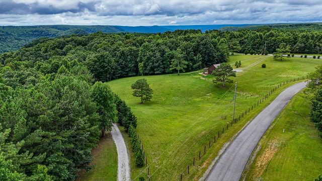 1085 Thunder Ridge Drive, South Pittsburg, TN 37380