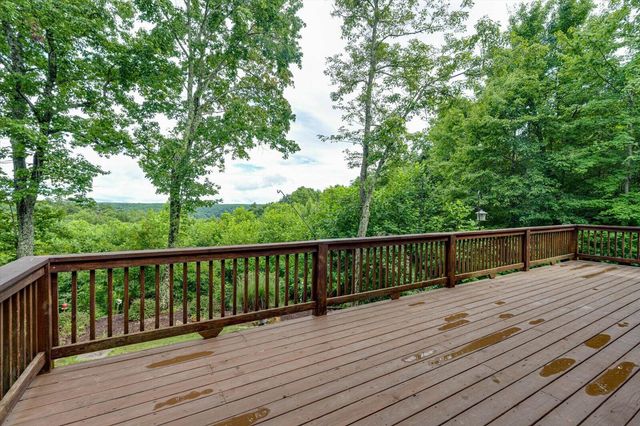 1085 Thunder Ridge Drive, South Pittsburg, TN 37380