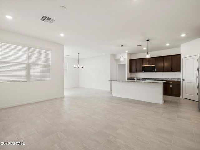 3328 N CAMDEN Drive, Florence, AZ 85132