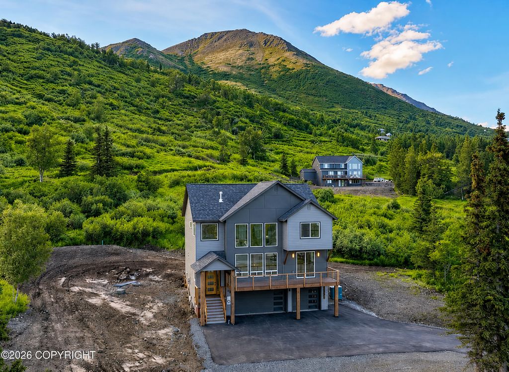 13851 Canyon Road, Anchorage, AK 99516