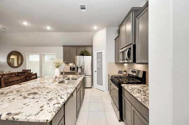 4218 Kinsey Street, Iowa Colony, TX 77583