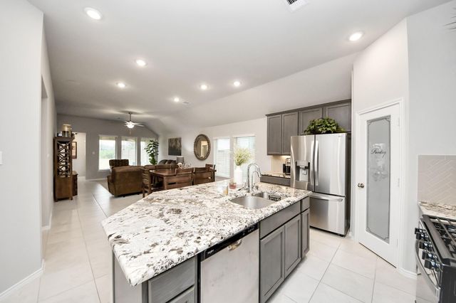 4218 Kinsey Street, Iowa Colony, TX 77583