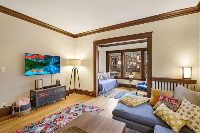 971 Goodrich Avenue, Saint Paul, MN 55105