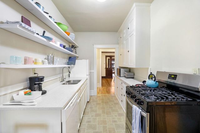 971 Goodrich Avenue, Saint Paul, MN 55105