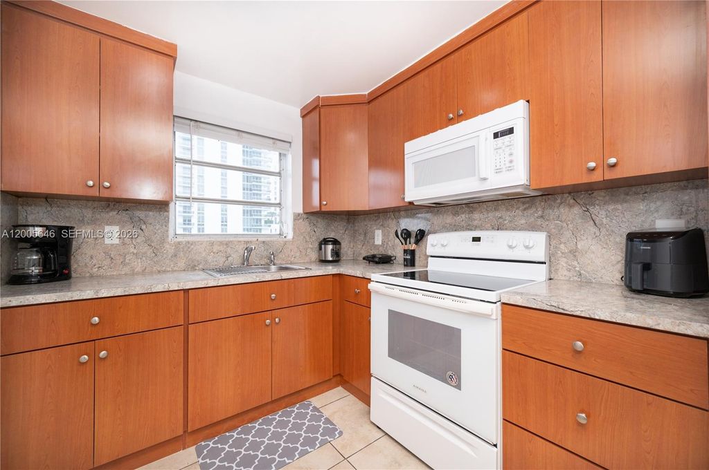 500 NE 26th St 5D, Miami, FL 33137