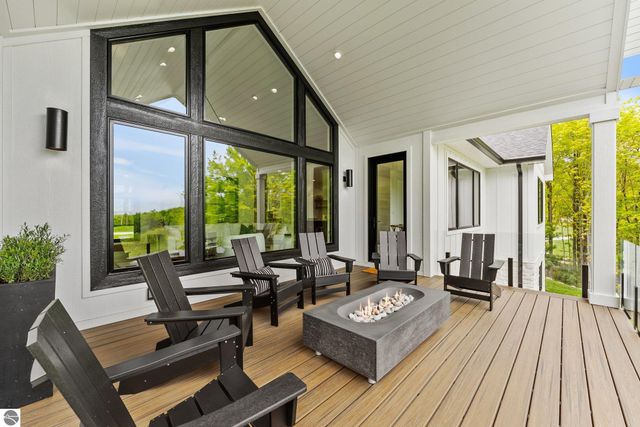 8271 E Boca Vista Trail, Traverse City, MI 49684