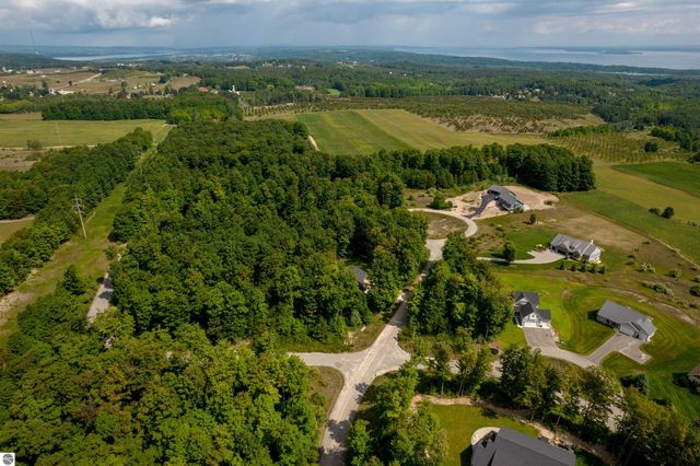 8271 E Boca Vista Trail, Traverse City, MI 49684