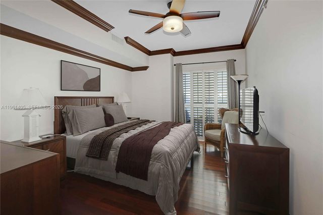 10 Aragon Ave 1216, Coral Gables, FL 33134