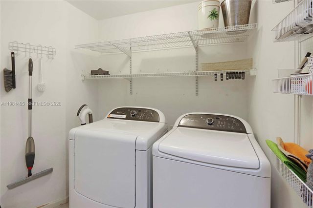 10 Aragon Ave 1216, Coral Gables, FL 33134