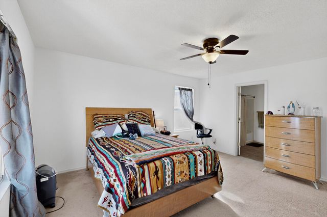 2916 Gault Trail SW, Albuquerque, NM 87121