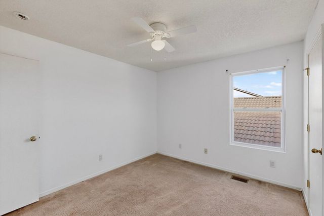 2916 Gault Trail SW, Albuquerque, NM 87121