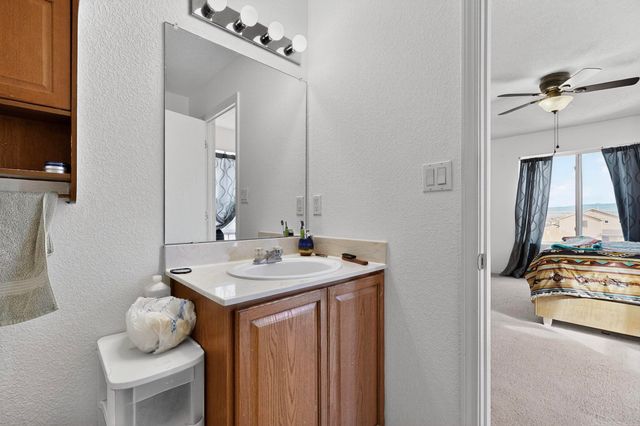 2916 Gault Trail SW, Albuquerque, NM 87121