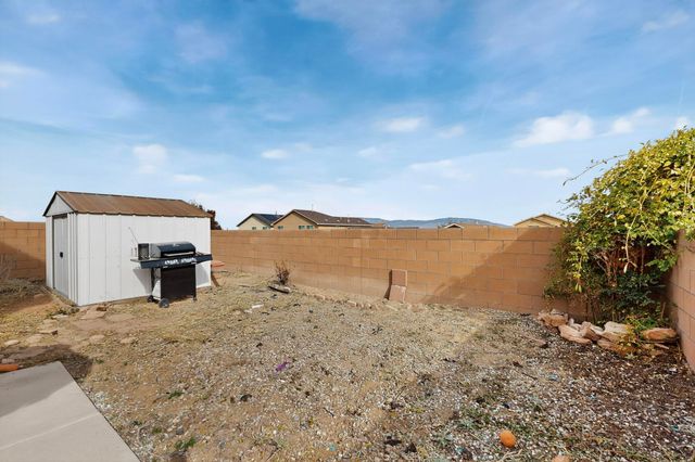 2916 Gault Trail SW, Albuquerque, NM 87121