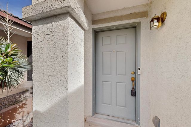 2916 Gault Trail SW, Albuquerque, NM 87121