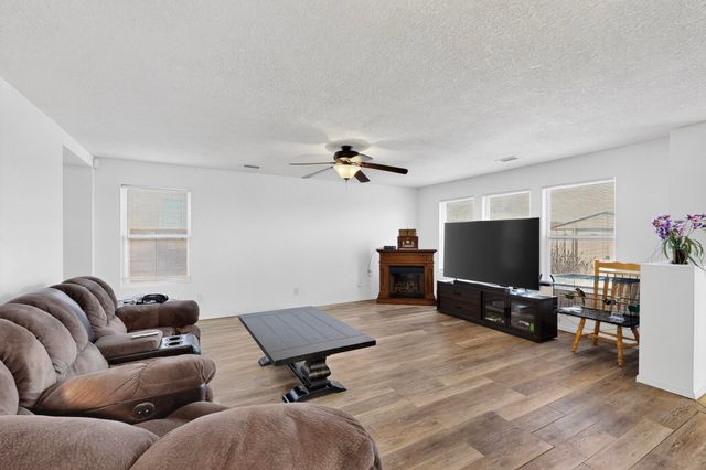 2916 Gault Trail SW, Albuquerque, NM 87121