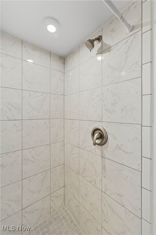 8271 Pheasant Avenue NW, North Canton, OH 44720