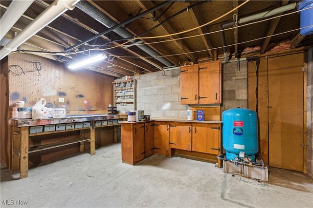 8271 Pheasant Avenue NW, North Canton, OH 44720