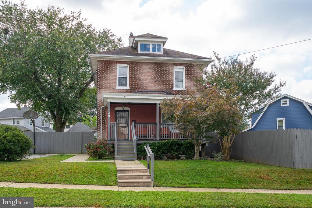 29 E ELBON RD RD, BROOKHAVEN, PA 19015 — exterior