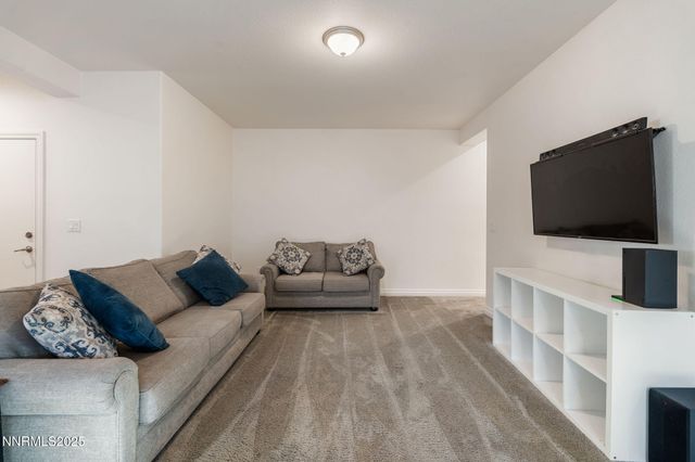 18718 Knott Creek Court, Reno, NV 89508