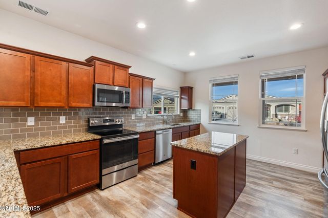 18718 Knott Creek Court, Reno, NV 89508