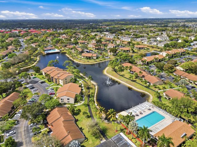 526 Shady Pine Way C1, Greenacres, FL 33415