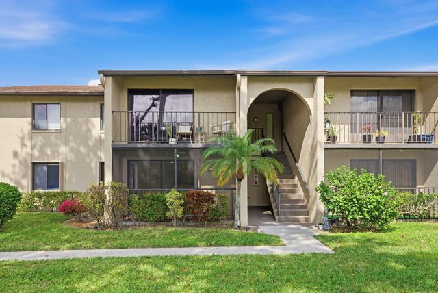 526 Shady Pine Way C1, Greenacres, FL 33415