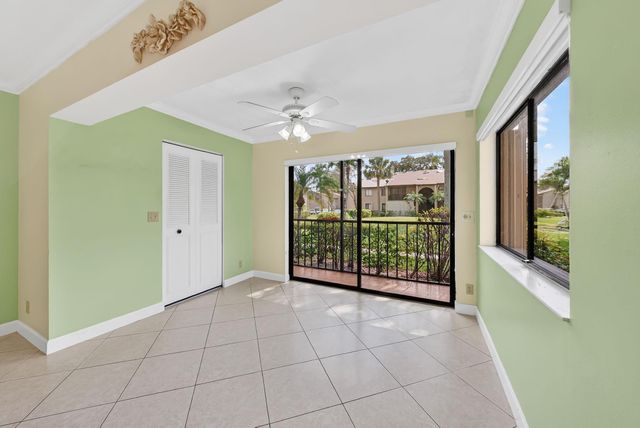 526 Shady Pine Way C1, Greenacres, FL 33415