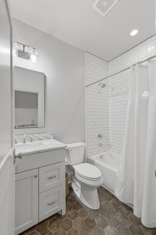1138 Brookmeade Dr, Nashville, TN 37204