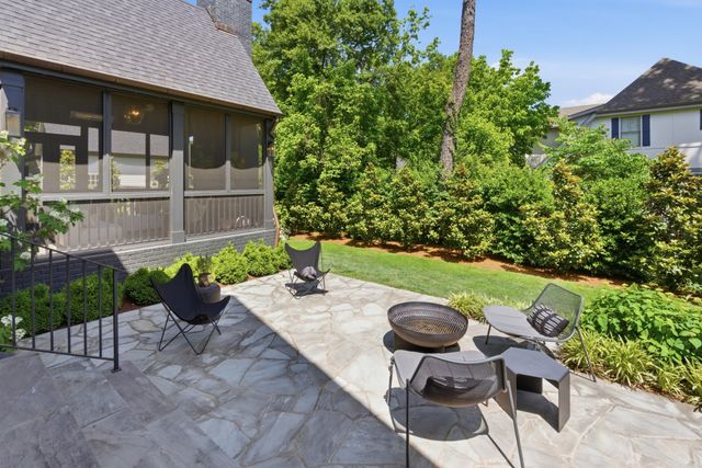 1138 Brookmeade Dr, Nashville, TN 37204