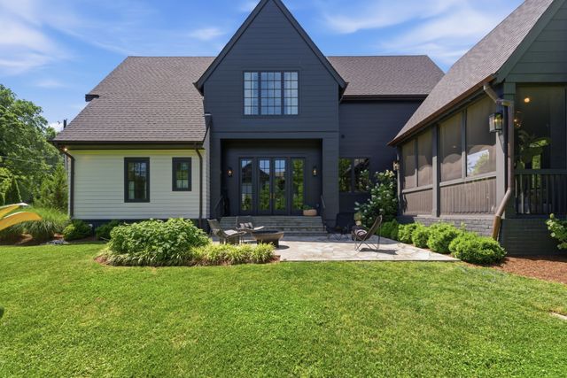 1138 Brookmeade Dr, Nashville, TN 37204