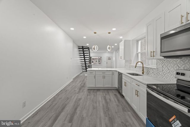 1010 S 51ST ST, Philadelphia, PA 19143