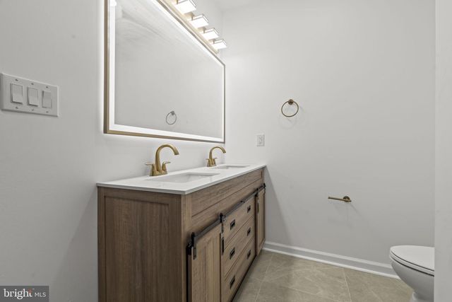 1010 S 51ST ST, Philadelphia, PA 19143