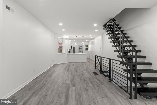 1010 S 51ST ST, Philadelphia, PA 19143