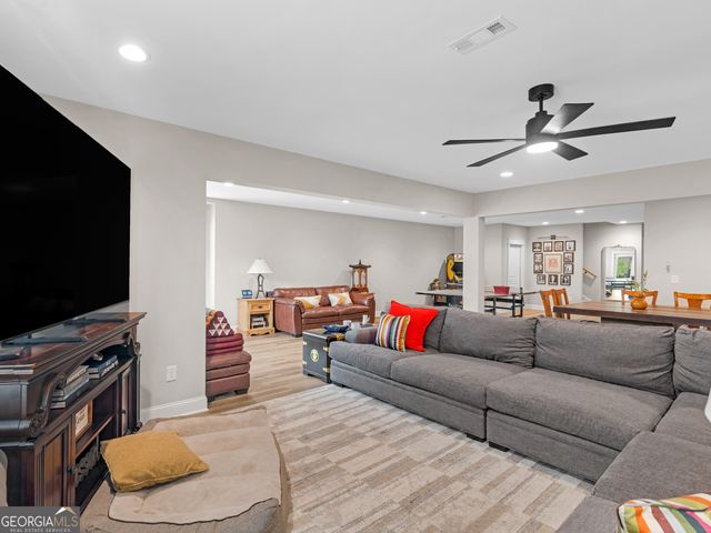 806 Magnolia Walk, Peachtree City, GA 30269
