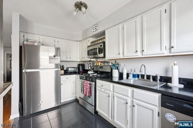 15 Lakeview Terrace, Sussex, NJ 07461