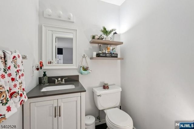 15 Lakeview Terrace, Sussex, NJ 07461