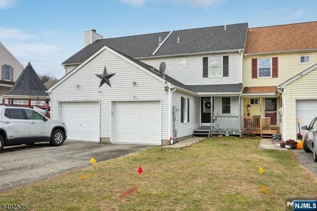 15 Lakeview Terrace, Sussex, NJ 07461