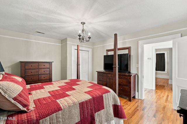 608 Love Street, Erwin, TN 37650