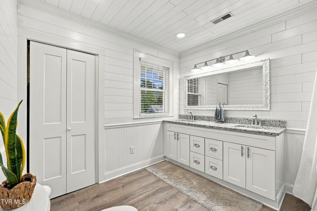 608 Love Street, Erwin, TN 37650