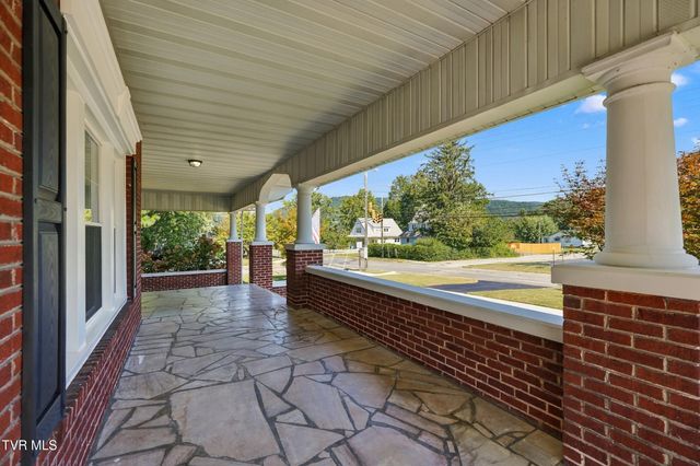 608 Love Street, Erwin, TN 37650