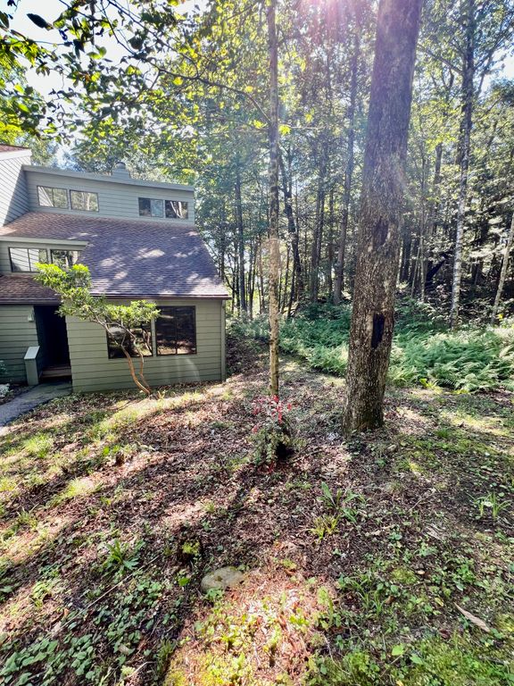 98 Woodside Circle, Torrington, CT 06790