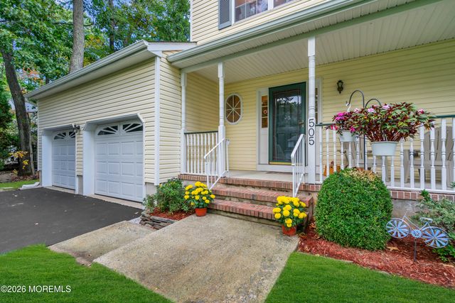 505 Declaration Lane, Jackson, NJ 08527