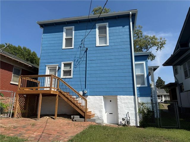 219 N 12th Street, Atchison, KS 66002