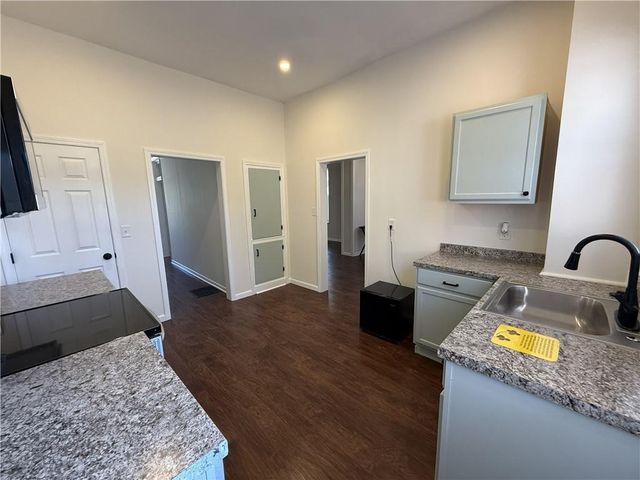 219 N 12th Street, Atchison, KS 66002