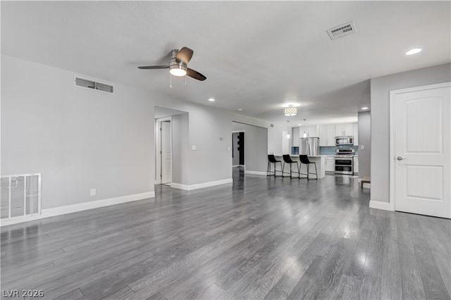 4377 Hallendale Drive, Las Vegas, NV 89147