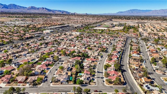 4377 Hallendale Drive, Las Vegas, NV 89147