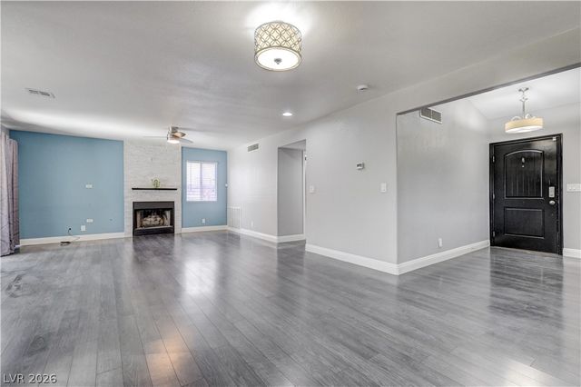 4377 Hallendale Drive, Las Vegas, NV 89147