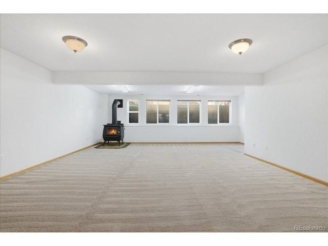 7012 Johnson Cir, Niwot, CO 80503