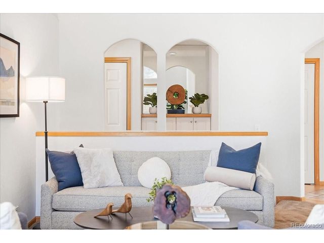 7012 Johnson Cir, Niwot, CO 80503